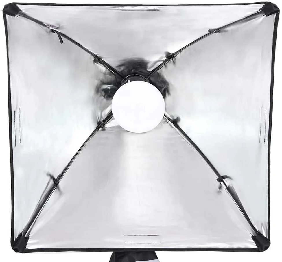Fotostudijos rinkinys su šviestuvais, fonu ir reflektoriumi