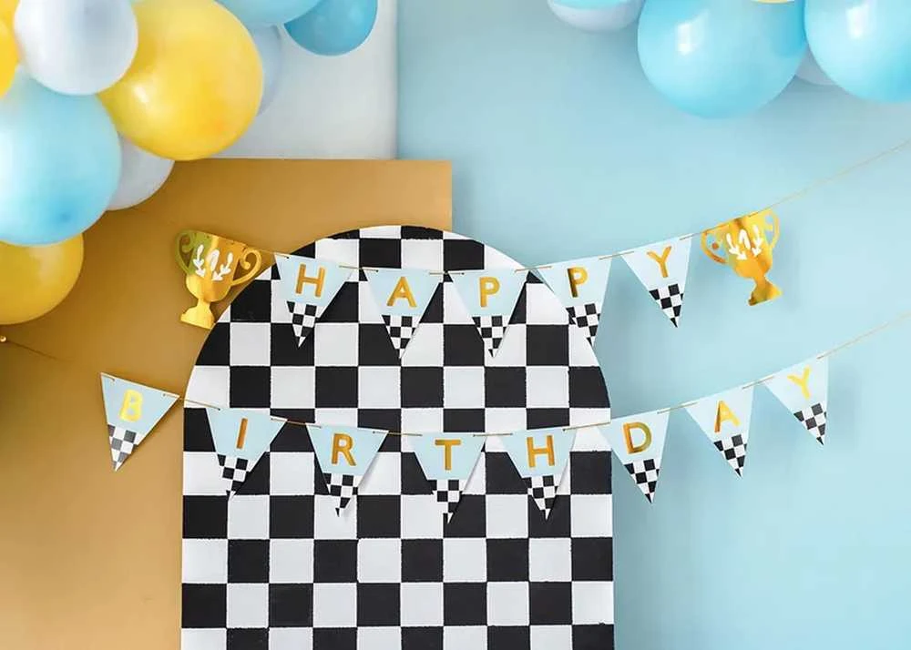 PartyDeco Girlianda Lenktynės
