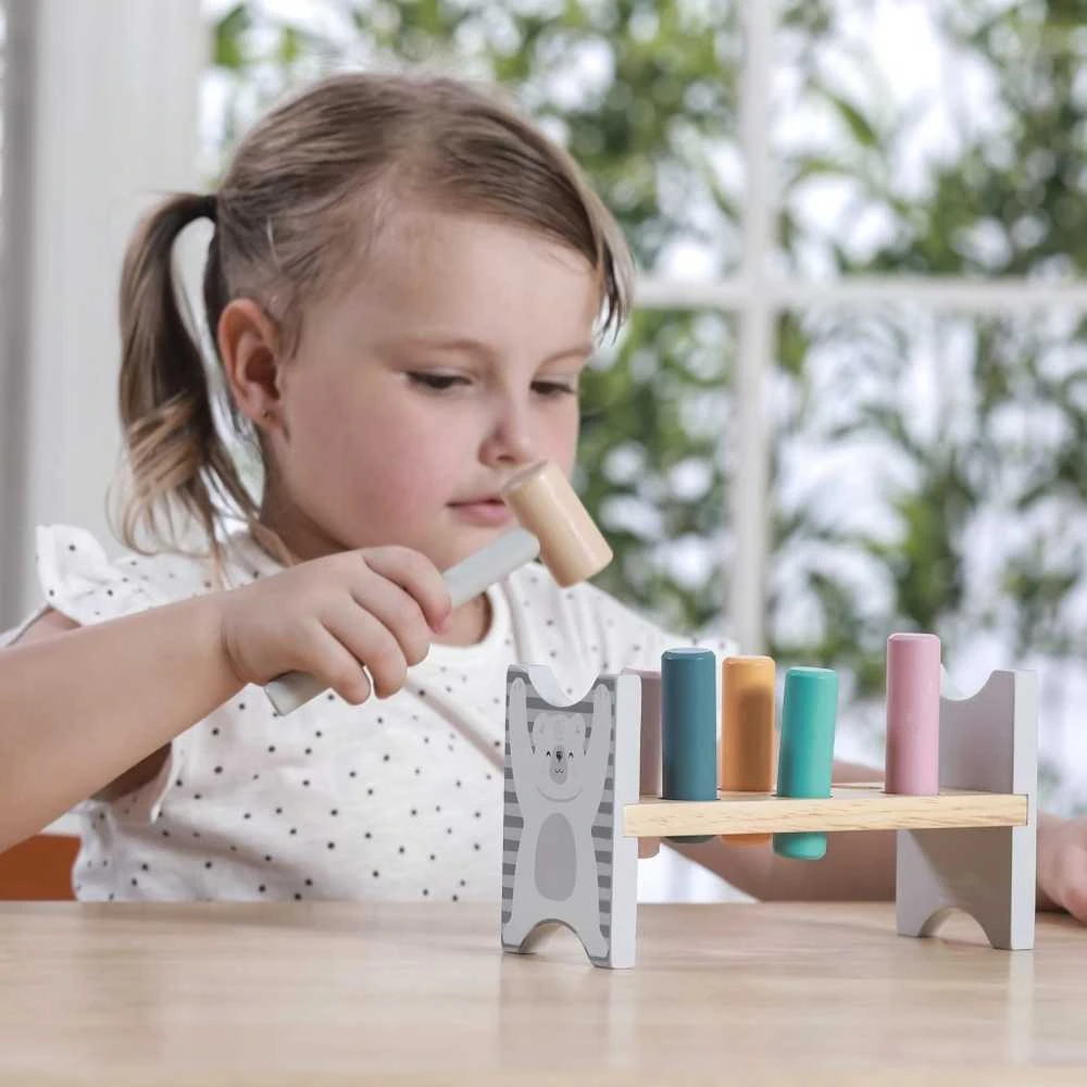 Viga medinis suolelis, baudžiantis alkį plaktuku - „Polarb Montessori“