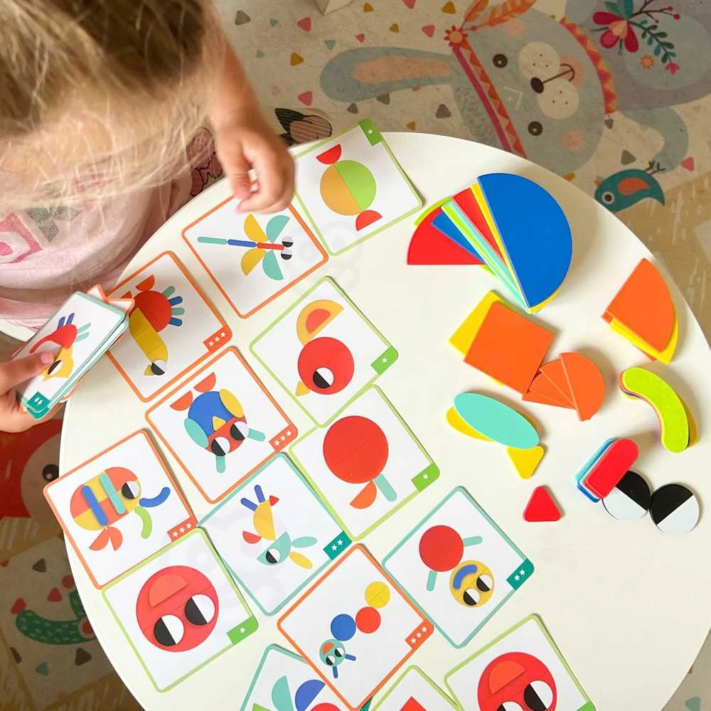 Medinė Montessori dėlionė WOOPIE Žalias 55vnt
