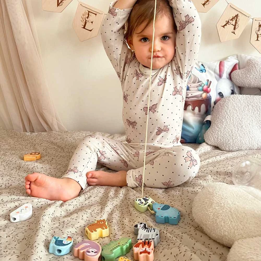 Medinė vėrimo dėlionė WOOPIE Žalias ZOO Montessori