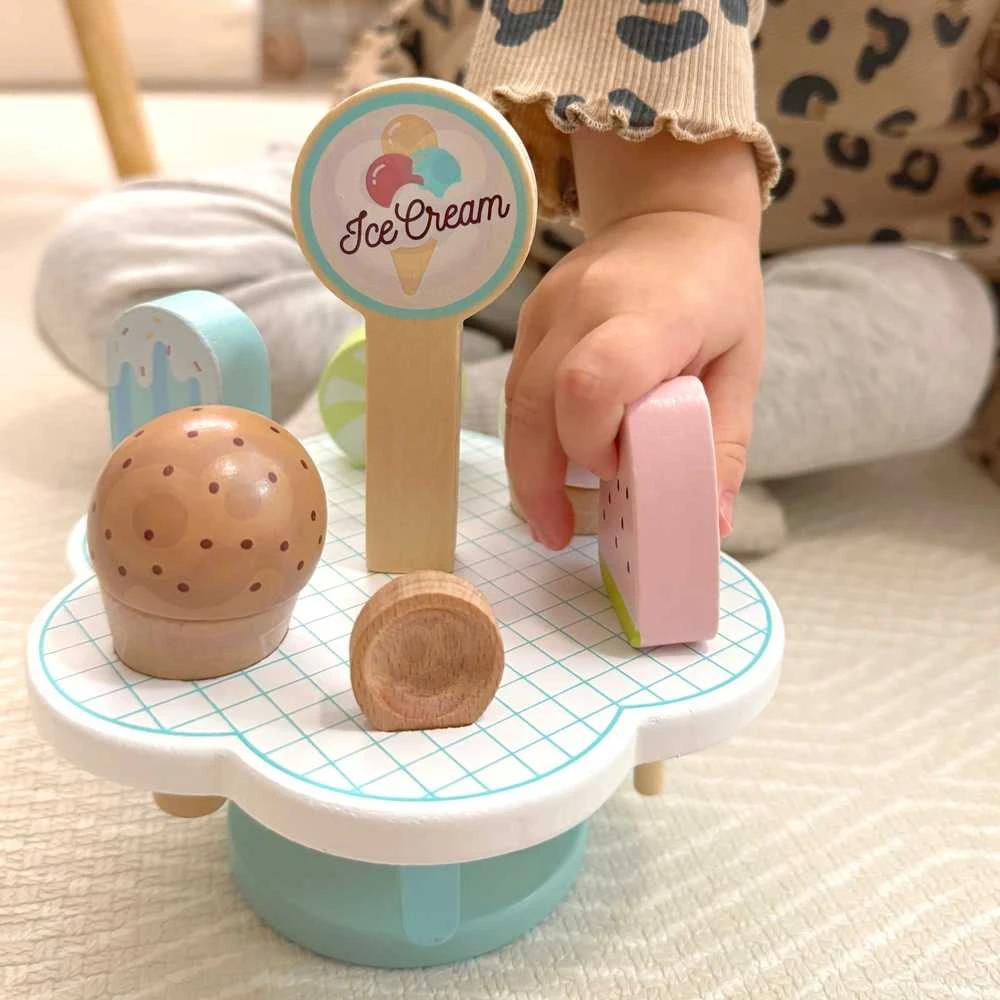 Tooky Toys Mediniai magnetiniai ledai su stovu TOOKY TOY