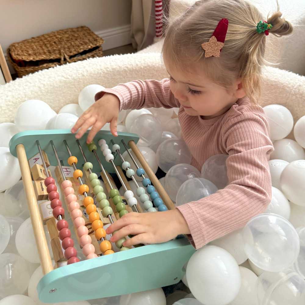 Tooky Toys Medinis dvipusis skaitliukas su abėcėle ir paveikslėliais