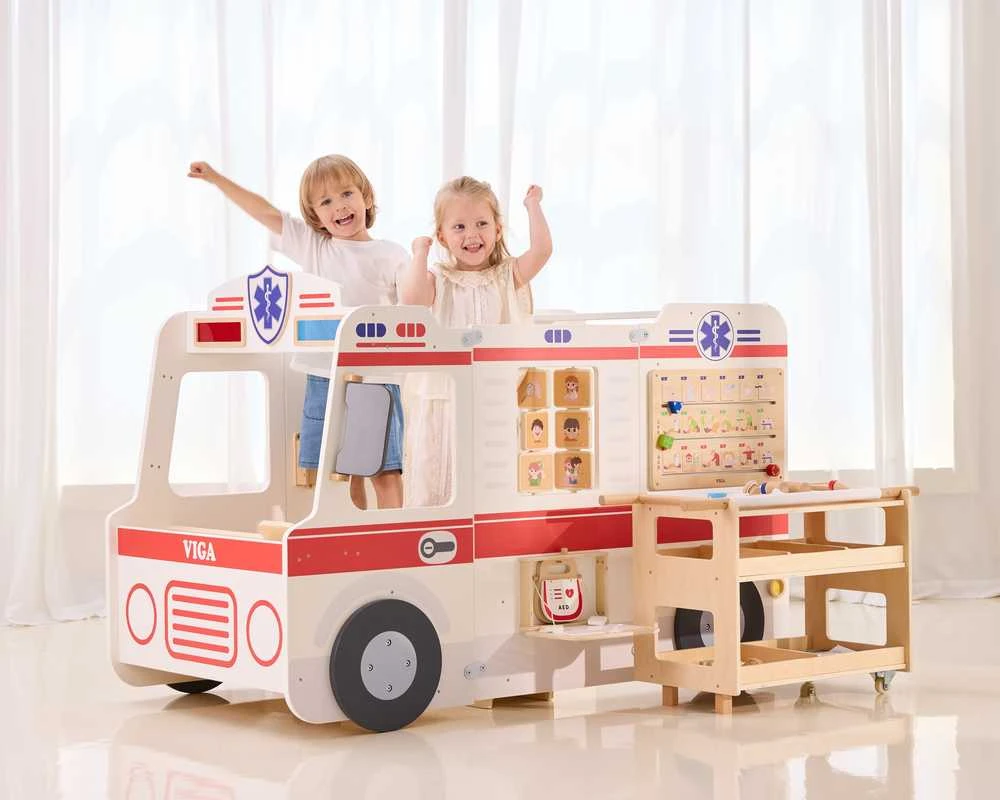 Viga Toys Medinis greitosios pagalbos automobilis VIGA