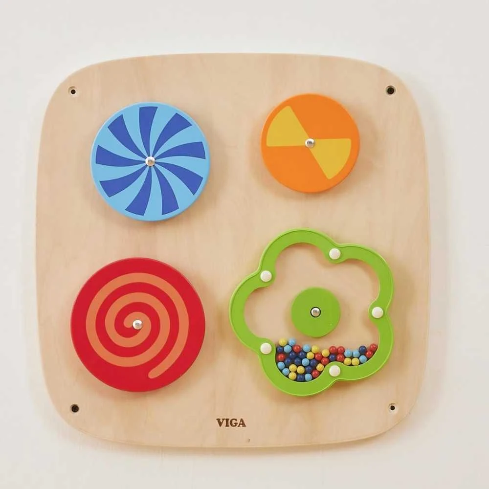Viga Toys Medinis sieninis veiklos skydelis VIGA su besisukančiais raštais vaikams