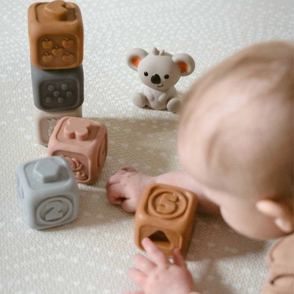Woopie Baby Minkšta edukacinė 2in1 piramidė ir sensoriniai kaladėlės su skaičiais kūdikiams