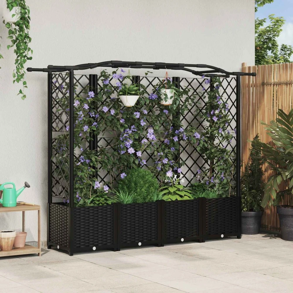 Pakeltas lovas su trelėmis ir stogu Juoda 204 x 40 x 138 cm PP