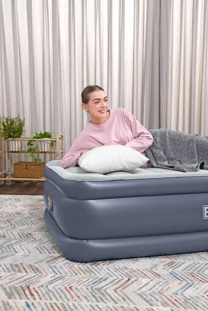 Vienvietis pripučiamas čiužinys su pompa Bestway 191x97x51 cm