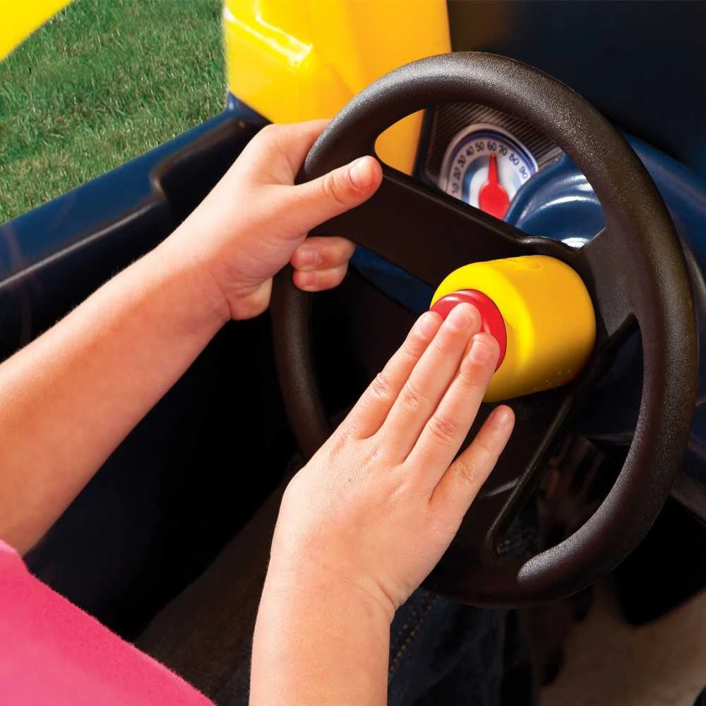 Stumiamas automobilis Little Tikes Cozy Truck juodai geltonas