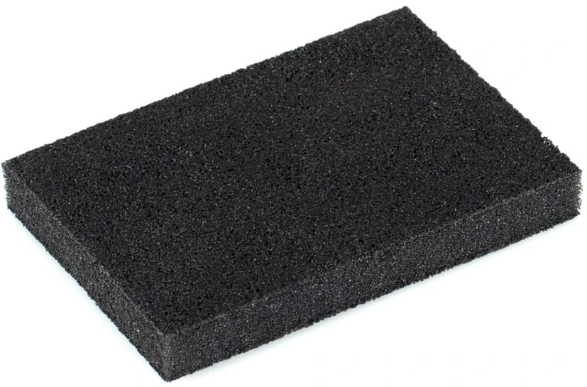 Ikonka Kempinė sunkiems nešvarumams valyti 10x7x1 cm, juoda