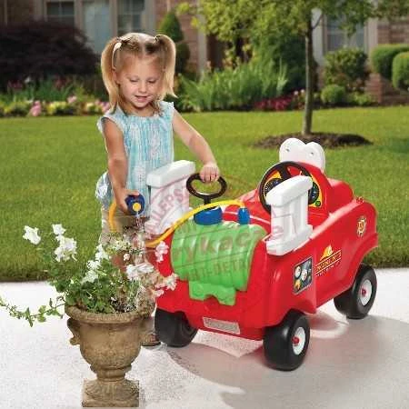 Vaikiškas stumiamas gaisrinės automobilis Little Tikes su vandens pompa