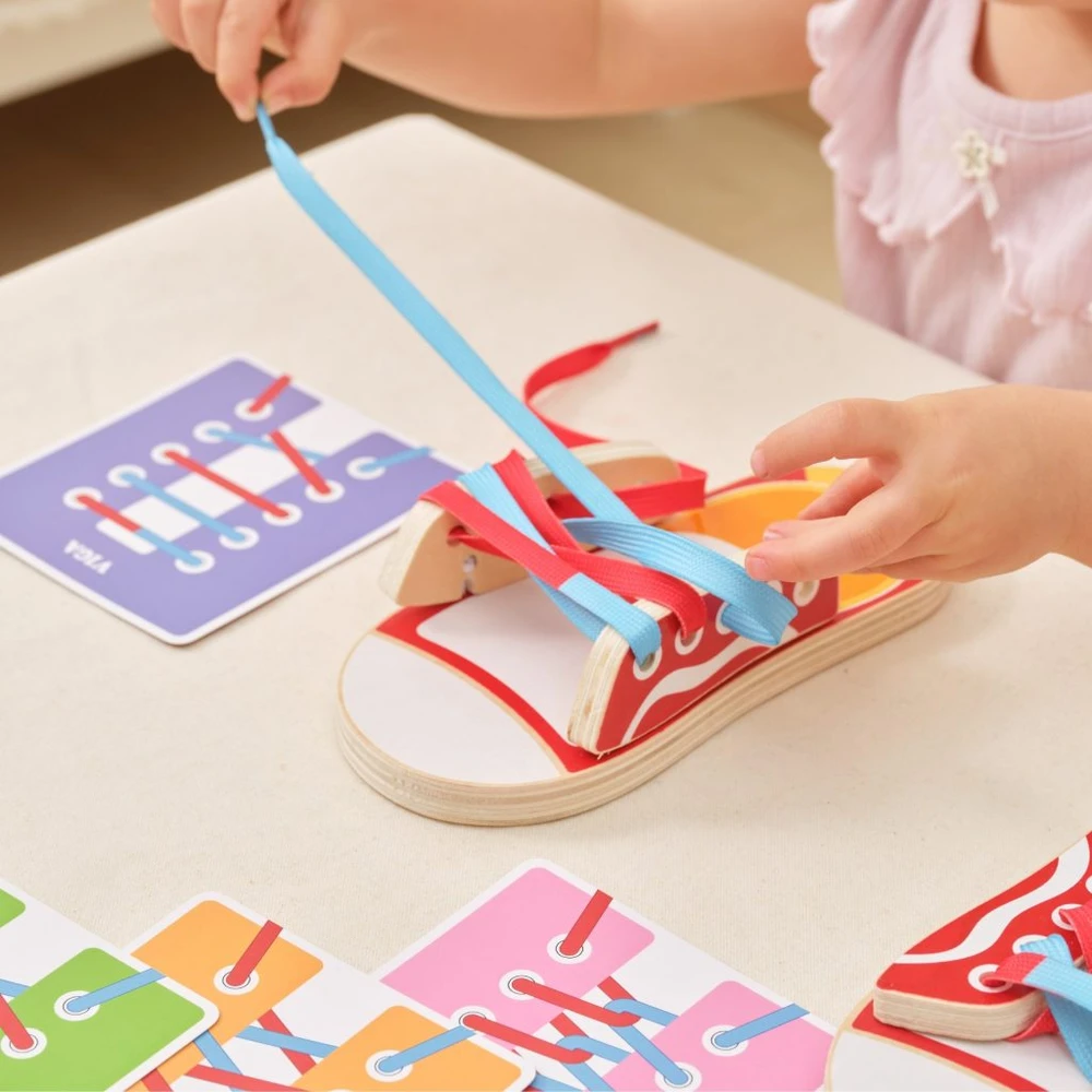 Viga Toys VIGA Mokymės raištelių rišimo 3+