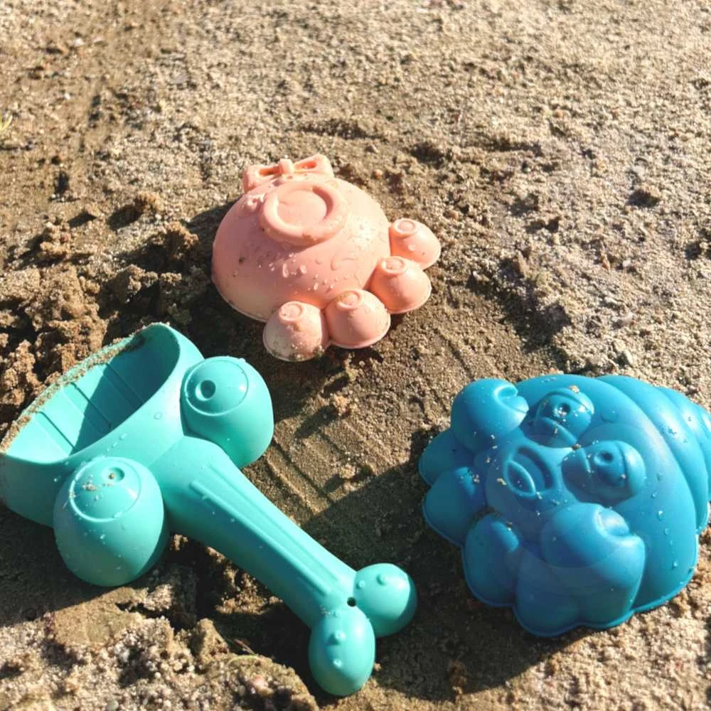 WOOPIE Smėlio žaidimų komplektas 3in1 Kuprinė Karvytė + Vandens žaislas