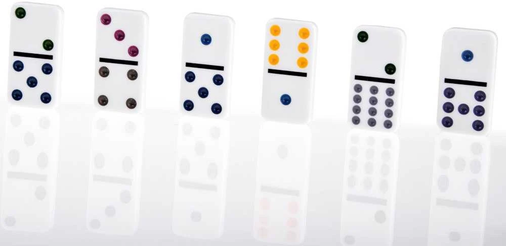 Jokomisiada „Domino“ dėlionės žaidimas metalo dėkle Gr0630
