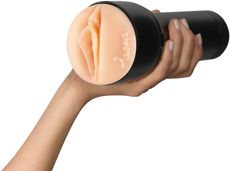 Kiiroo Pajuskite Tanya Tate PBC