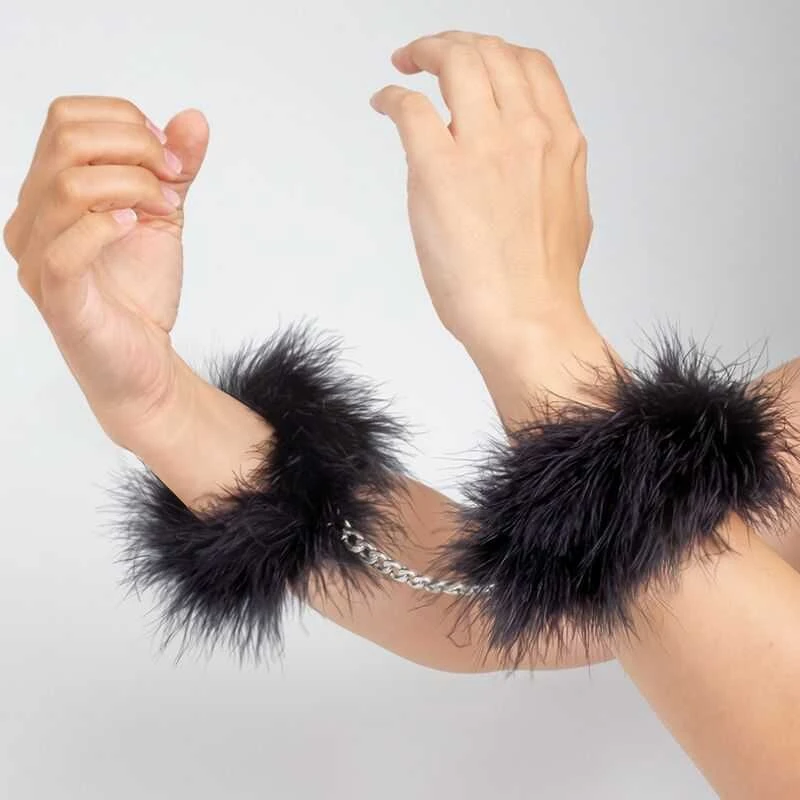Secret Play Juodas MARABOU HANDCUFFS