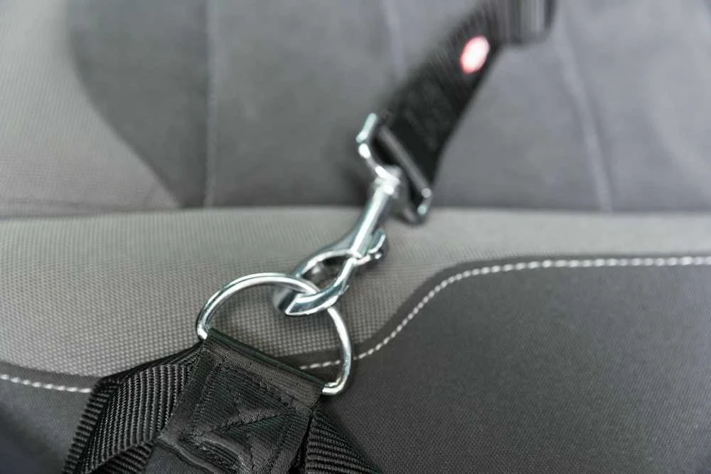 TRIXIE Saugos diržas automobilio petnešoms, M-L 45-70 cm-30 mm, juodas