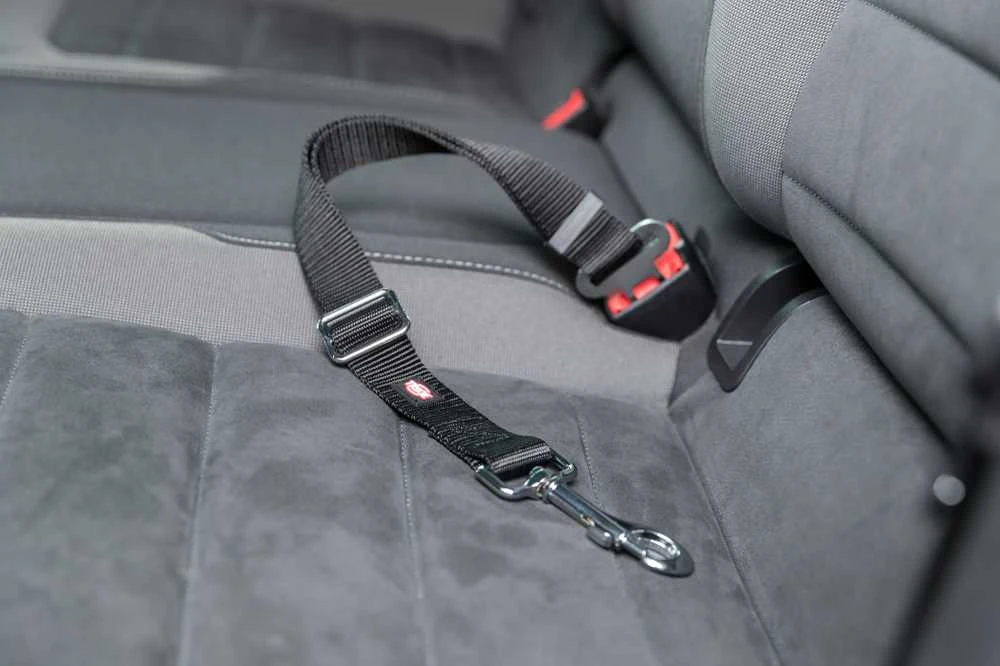 TRIXIE Saugos diržas automobilio petnešoms, M-L 45-70 cm-30 mm, juodas
