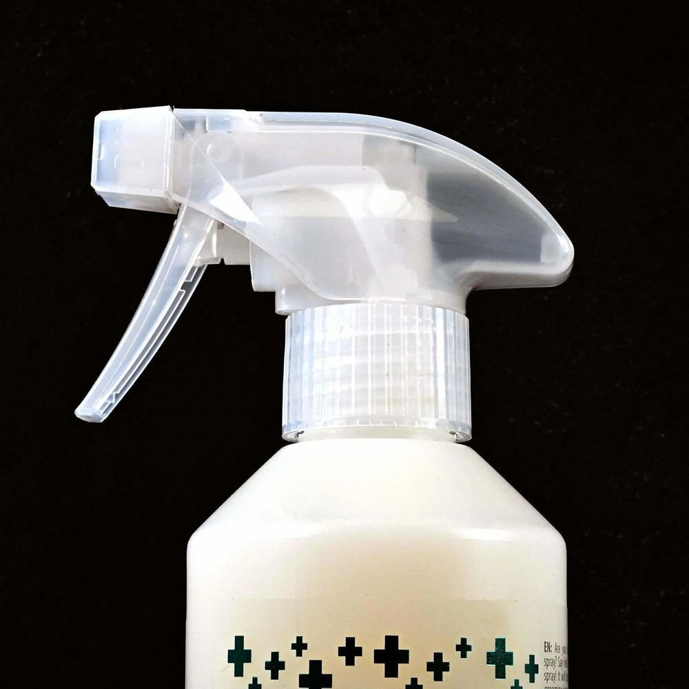 Show Tech+ Greitųjų pataisymų purškalas 500ml – išpainiojanti ir kondicionuojanti formulė, apsauganti nuo nešvarumų kaupimosi