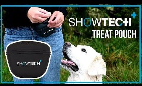 „Show Tech+“ silikoninis skanėstų dėklas – lanksti, lengvai valoma priemonė treniruočių skanėstams laikyti