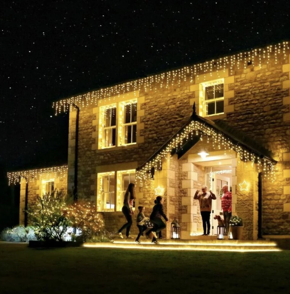 500LED lauko girlianda varvekliai, 25metrų ilgio, šiltai balta flash