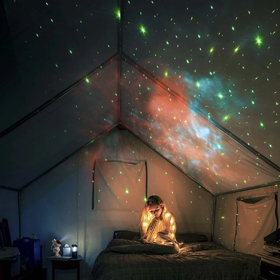 Galaktikų ir žvaigždžių projektorius Astronautas