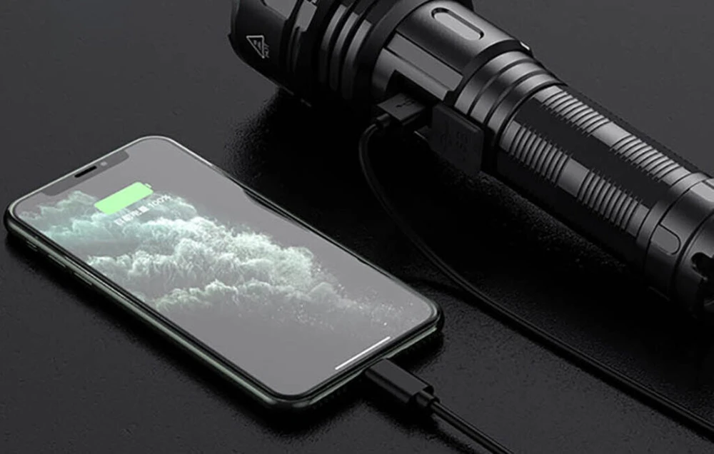 Superfire R3 P90 žibintuvėlis 2700lm USB