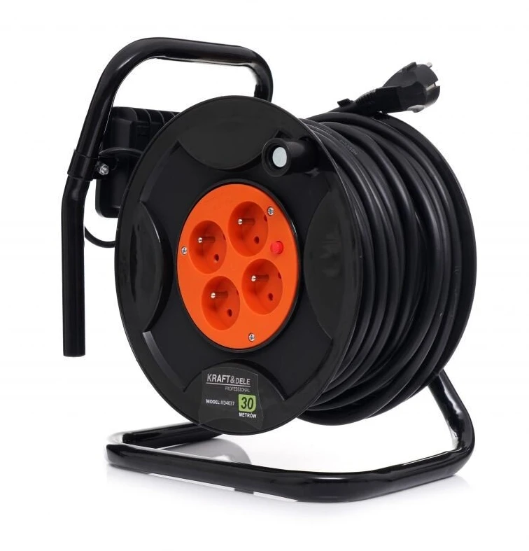Kraftdele Patvarus prailgintuvas su metaline rite ir 20W LED apšvietimu – 30m, 3x2,5 Kraft &amp; Dele