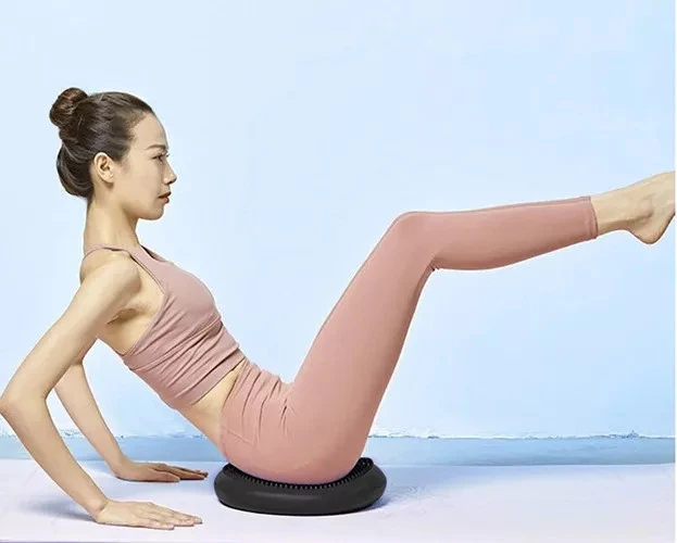 Trizand Sensomotorinė balansinė pagalvėlė su pompa, skersmuo 34 cm