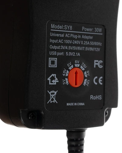 Universalus maitinimo šaltinis 3–12V USB, 30W su 6 antgaliais