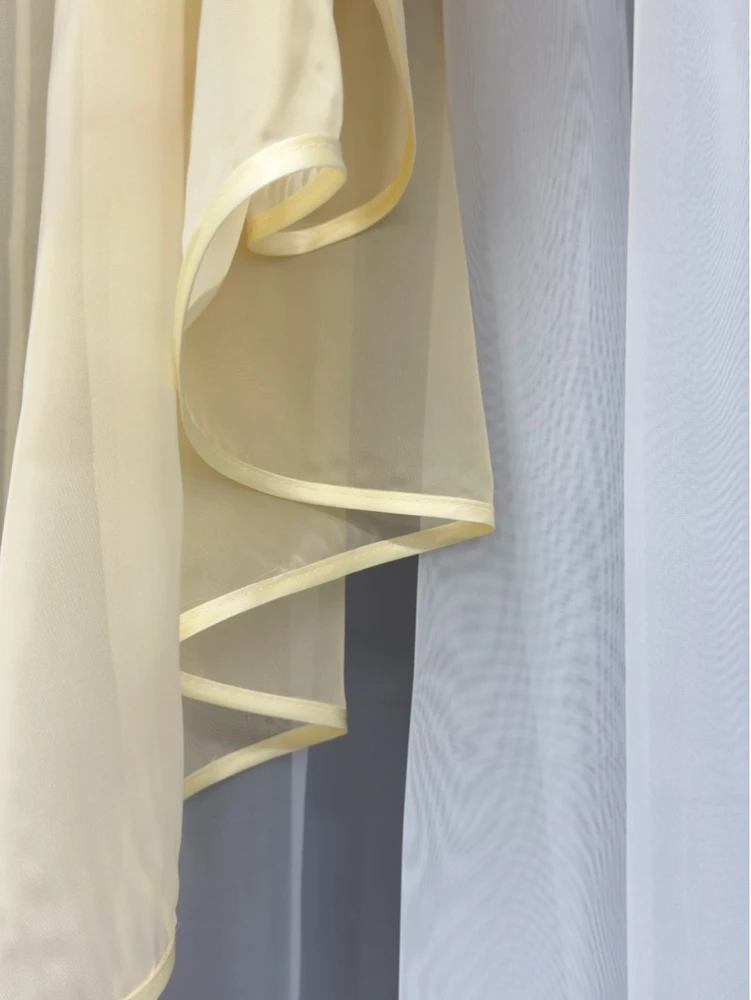 Dule Interior dieninė užuolaida 4x150 RP4-5(kreminė)