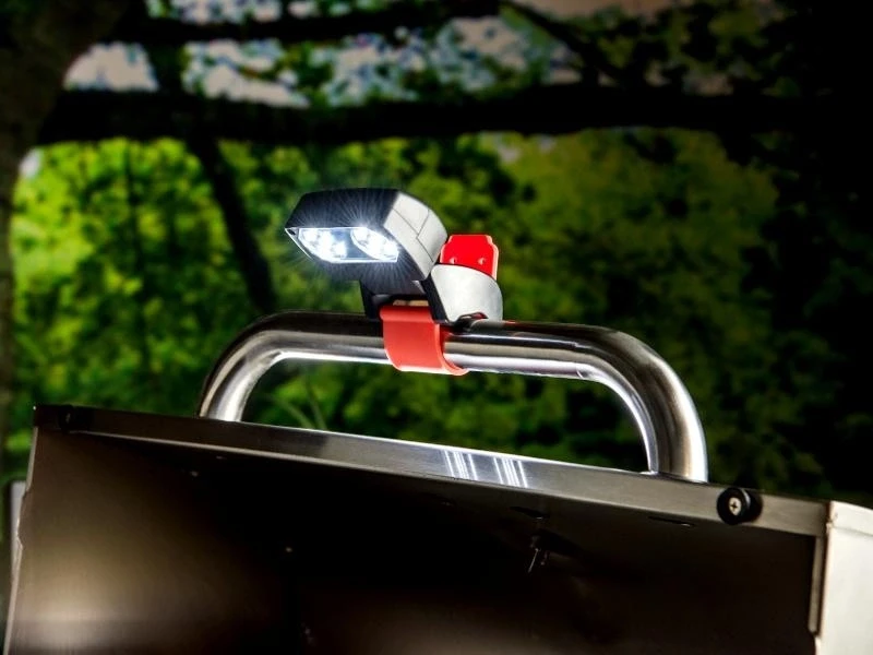 LED šviestuvas Char-Broil