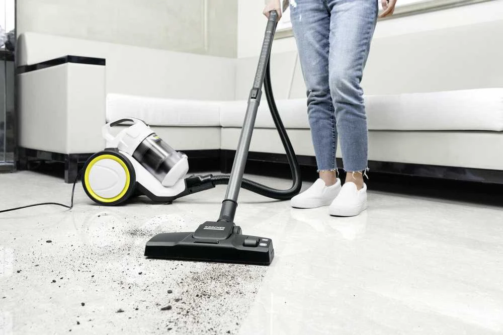 Dulkių siurblys Karcher VC 3 su Parketo antgaliu