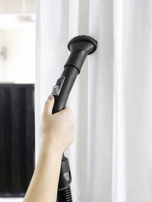 Dulkių siurblys Karcher VC 3 su Parketo antgaliu