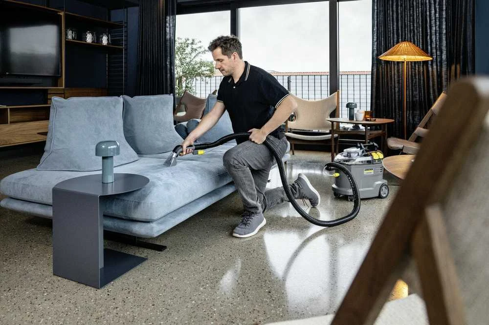 Karcher Puzzi 8/1 & Karcher RM760