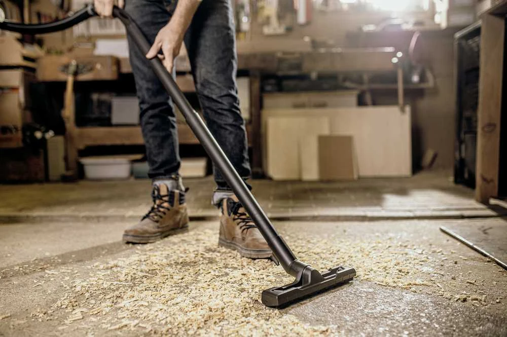Dulkių siurblys Karcher WD 3 P V-17/4/20 su elektros lizdu