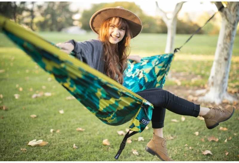 ENO DOUBLENEST Print, Tropic / Merlot