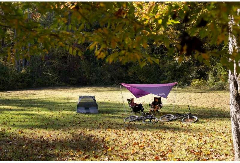 ENO SUNFLY Shade, Plum / Berry