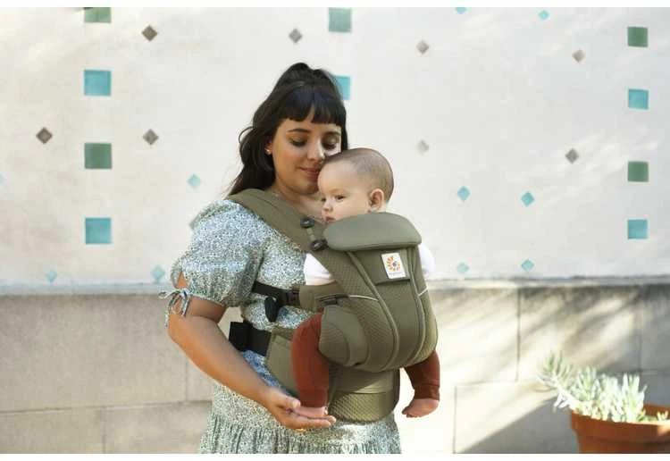 ERGOBABY nešioklė OMNI BREEZE, alyvuogių žalios spalvos, BCZ360POLIVE