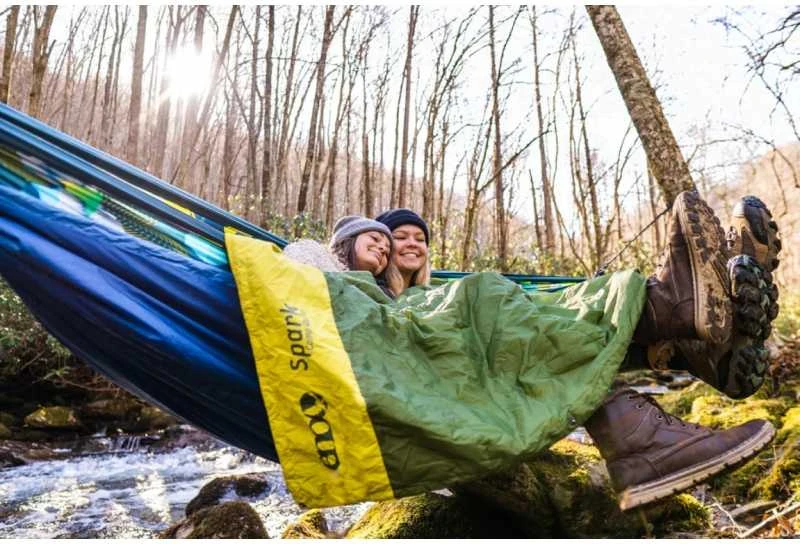 SPARK Camp Quilt, Evergreen (ENO. 4° - 15°C)