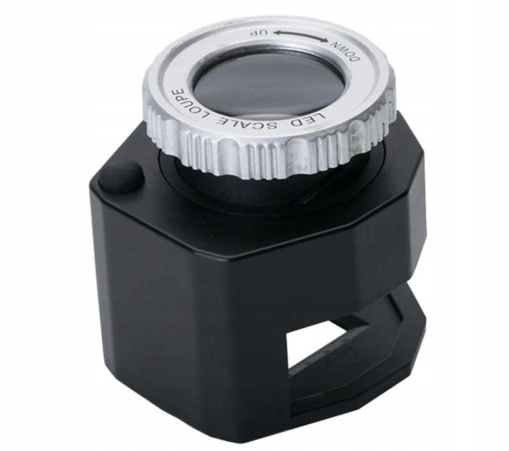 Didinamasis stiklas su LED UV apšvietimu ir perforacija 30x