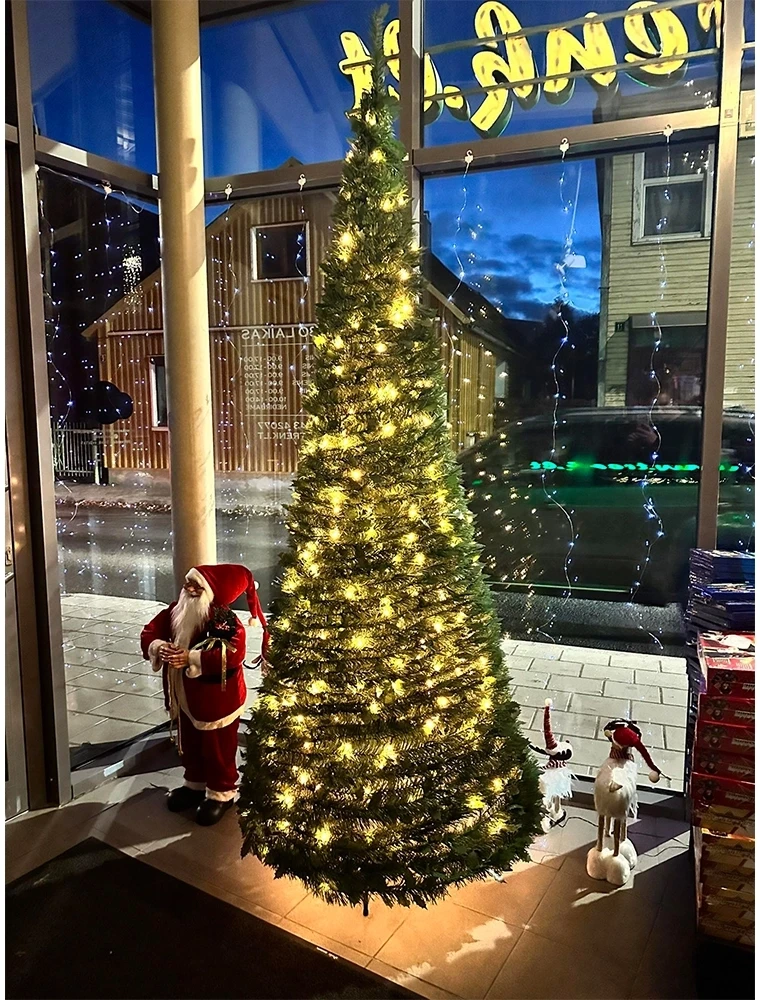 LED išskleidžiama eglutė 250 CM.