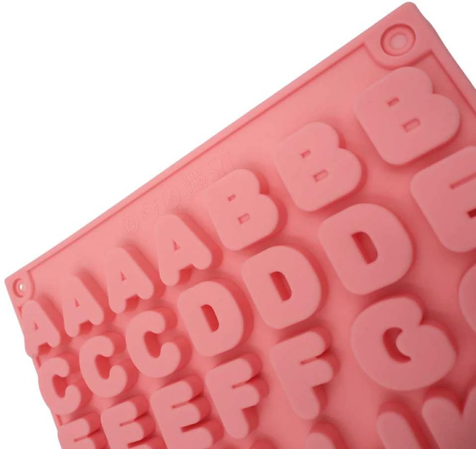 Silikoninė forma raidėms – 29,5 × 17 × 0,6 cm