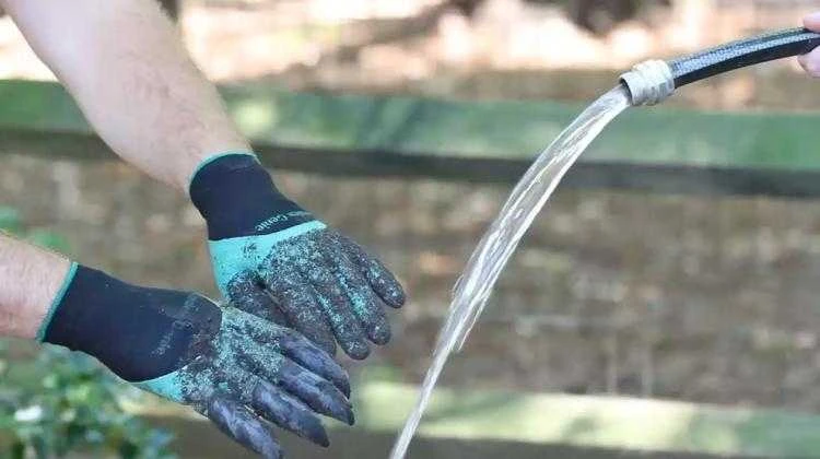 Kepurė Universalios sodo pirštinės su nagais "Garden Genie Gloves"