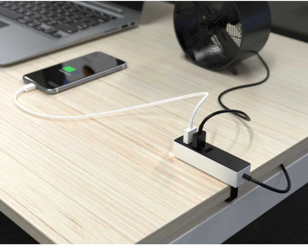 USB šakotuvas su 3 USB A jungtimis (tik krovimui)