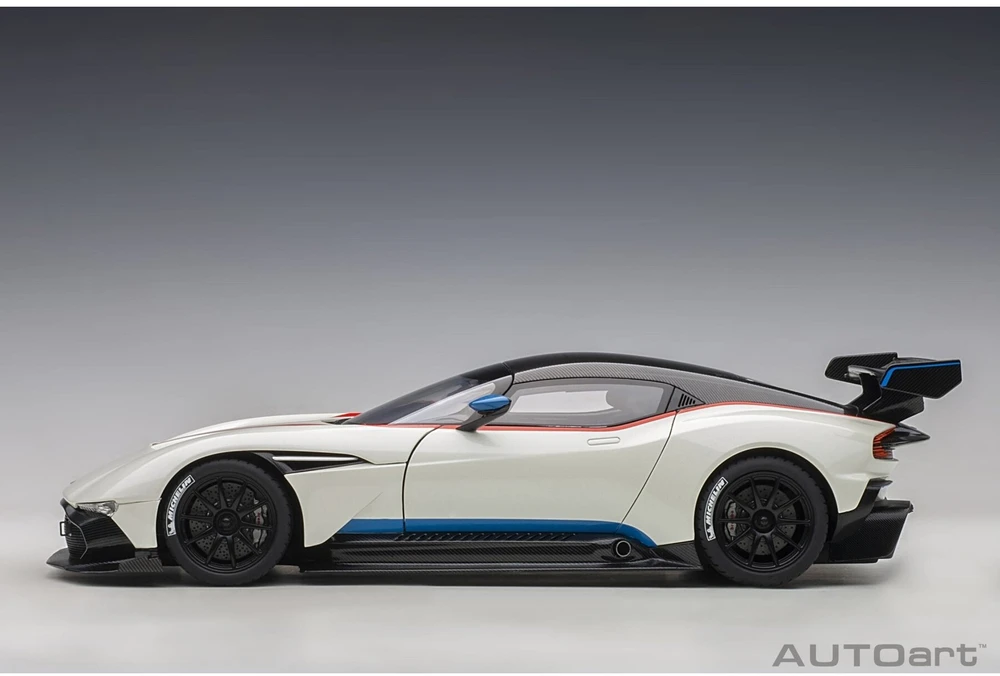 Auto Art Aston Martin Vulcan, 2015 - 1:18 AutoArt
