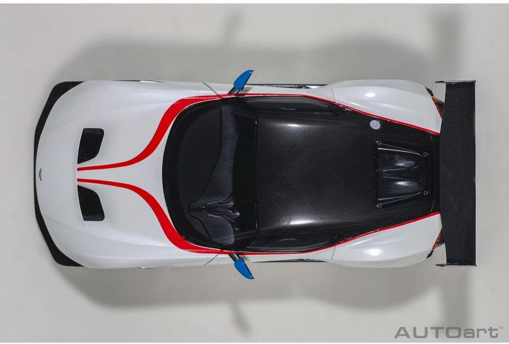 Auto Art Aston Martin Vulcan, 2015 - 1:18 AutoArt