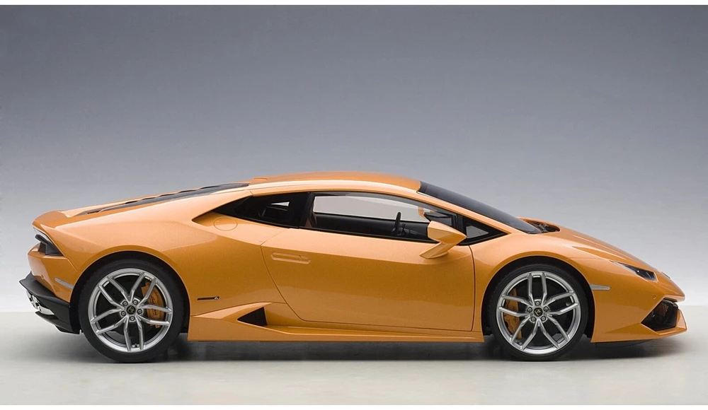 Auto Art Lamborghini Huracan LP610-4, 2014 - 1:12 AutoArt
