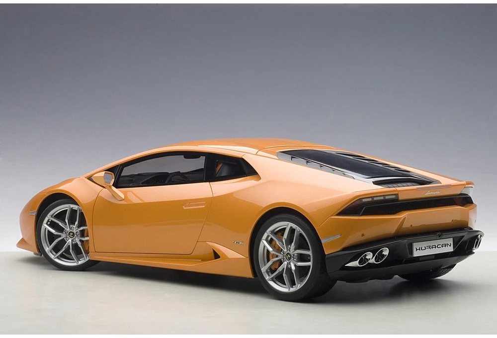 Auto Art Lamborghini Huracan LP610-4, 2014 - 1:12 AutoArt