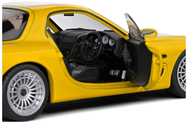 Mazda RX7 FD3RS, 1999 - 1:18 Solido